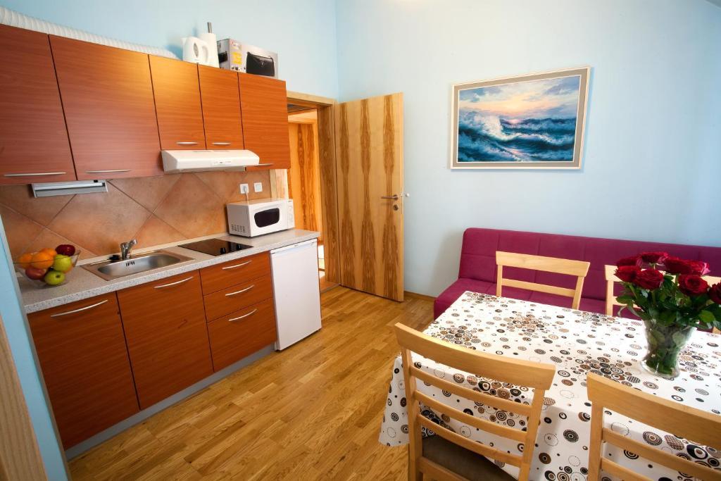 ليوبليانا Alo Apartments `Vila Klara` الغرفة الصورة